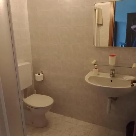 My Holidays - Dei Fiori بيت ضيافة